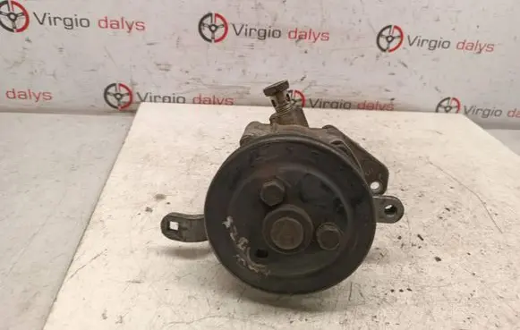 BMW 5 E34 Power steering pump 1133386 7681955168 2208963