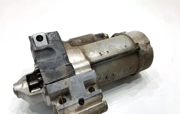 BMW 5 G30 G31 G38 Starter motor 8687064