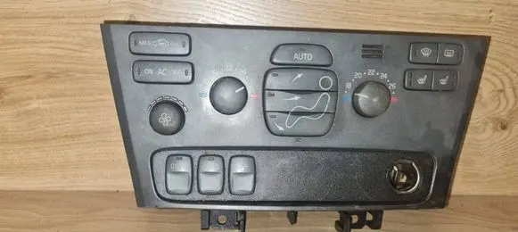 Volvo XC70 Climate control unit