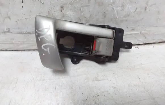 Hyundai Santa Fe Rear door interior handle 82623CM000