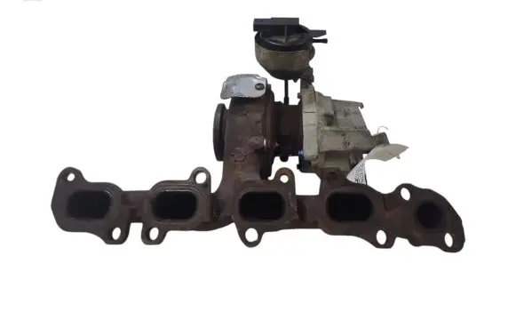 Volkswagen PASSAT B8 Turbo 04L253010T