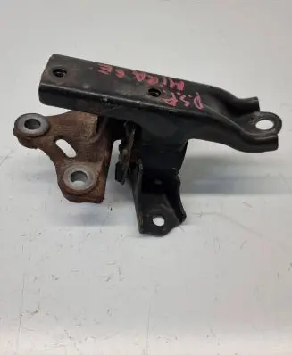 Mitsubishi Mirage VI G4 Attrage Engine mount bracket
