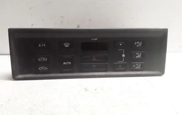 Peugeot 605 Climate control unit 829695F