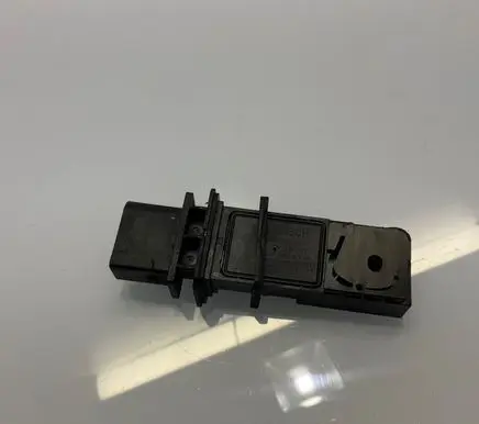 Mercedes-Benz E W211 Mass air flow meter A6420940148 6420940148