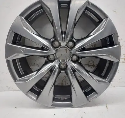 Lexus ES 300h (6th Gen) R18 alloy rim 