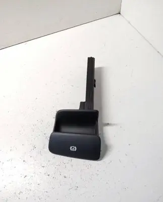 Audi Q7 4L Hand brake release handle 4L2711878