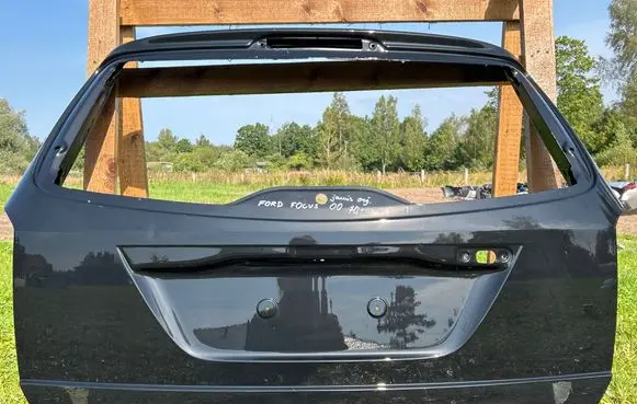 Ford Focus Tailgate/trunk/boot lid