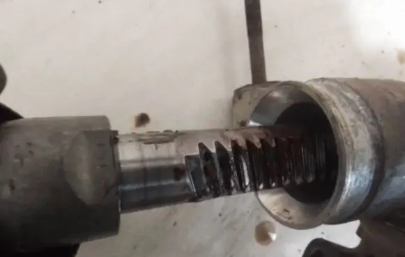 Toyota Avensis T250 Steering rack 7891149