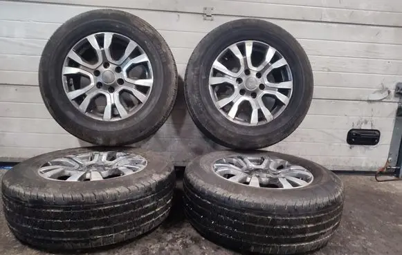 Ford Ranger R18 alloy rim 
