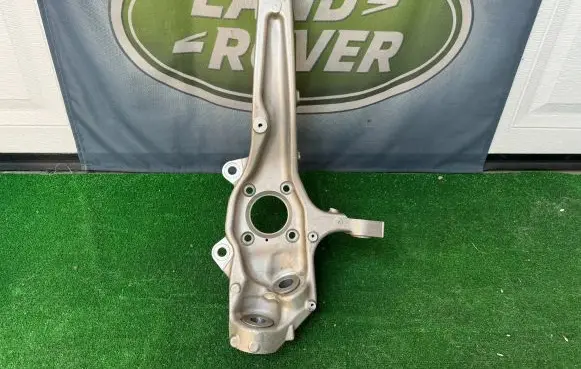 Land Rover Defender Front wheel hub spindle knuckle L8B23K186AH 110323