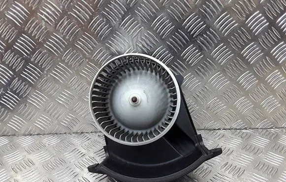 Renault Kangoo II Heater fan/blower 173830000