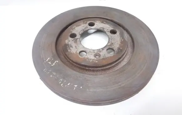 Volkswagen Golf III Front brake disc