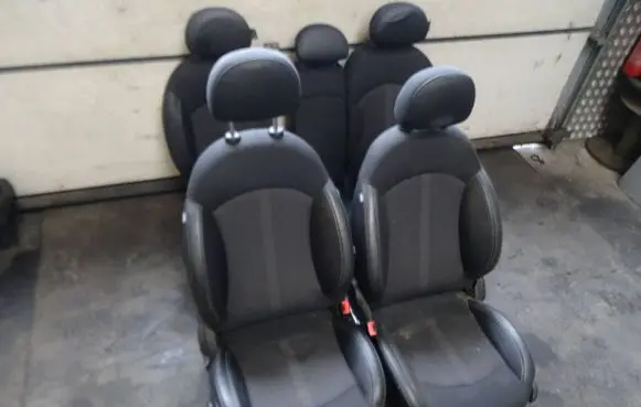 Mini Cooper Countryman R60 Seat set 
