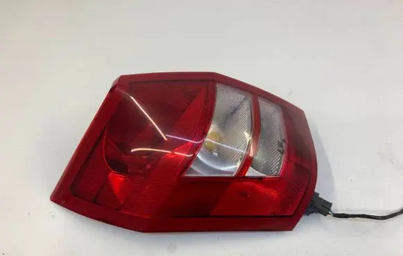 Chrysler 300 - 300C Rear/tail lights 04805967AH 30987