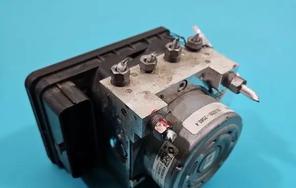 Dacia Sandero III ABS Pump 476602867R IMPRK1515593