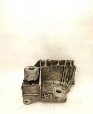 Volvo S80 Engine mounting bracket 6G92GP096FC
