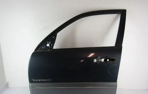 SsangYong Rexton Front door