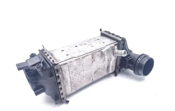 Volkswagen Golf VIII Intercooler radiator 05C145785C 04E906051J