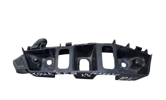 Volkswagen Touareg II Front bumper mounting bracket 7P6807183F