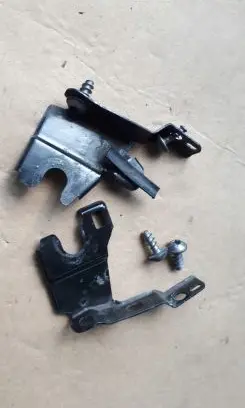 Headlight/headlamp mounting bracket