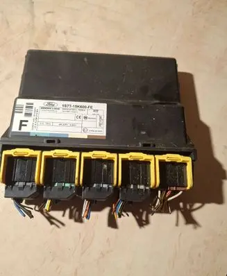 Ford Focus Comfort/convenience module 1S7T15K600FE 5WK48730H