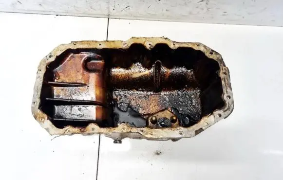 Volkswagen Golf V Oil sump 03C103603J