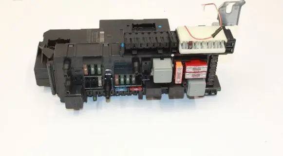 Mercedes-Benz E C207 W207 Fuse box set 2129060505
