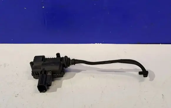 Land Rover Range Rover L405 Fuel cap release pull handle 