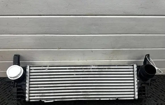 BMW X3 G01 Intercooler radiator 8578146