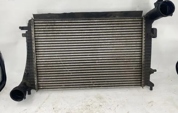 Volkswagen PASSAT B6 Intercooler radiator 3C0121345AM