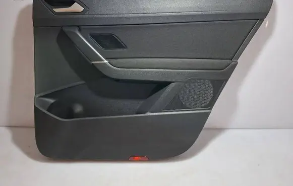 Volkswagen Touran III Rear door card trim 5TA867212