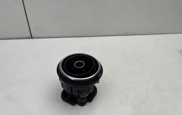 Audi A3 S3 8V Dash center air vent grill 8V0820901