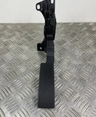 Jeep Grand Cherokee Accelerator throttle pedal 52124785AF