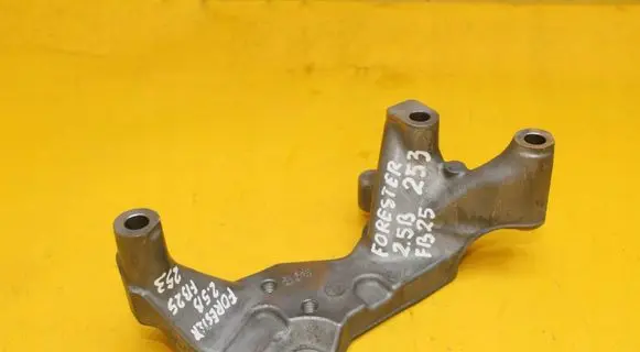 Subaru Forester SJ Engine mounting bracket