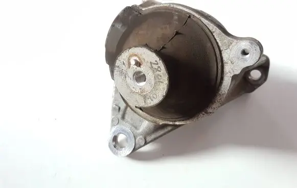 Honda CR-V Engine mount bracket 50820T1GE01 2806961