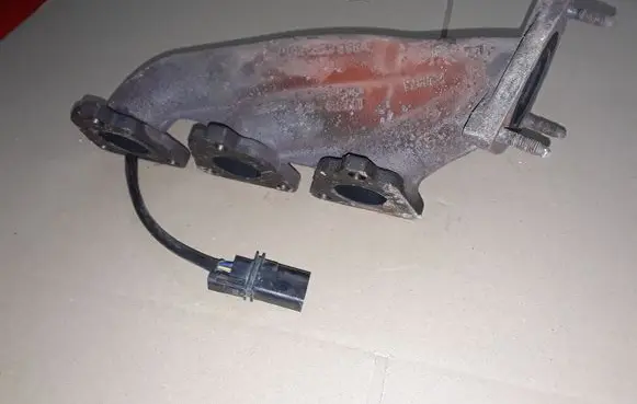 Audi A8 S8 D4 4H Exhaust manifold 06E253033L
