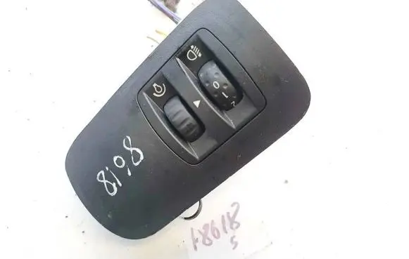Renault Megane II Headlight level height control switch 8200095495b 8200176081