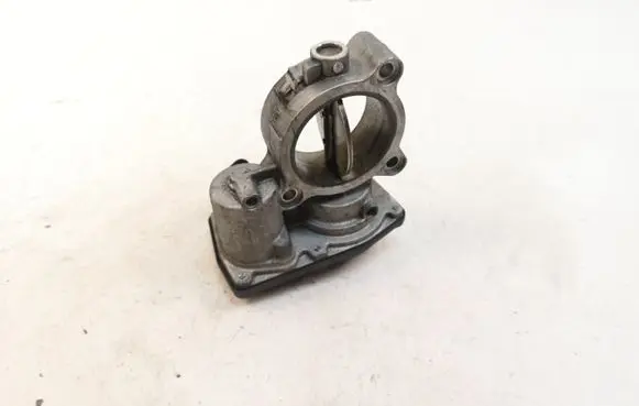 BMW 1 F20 F21 Throttle valve 7810752