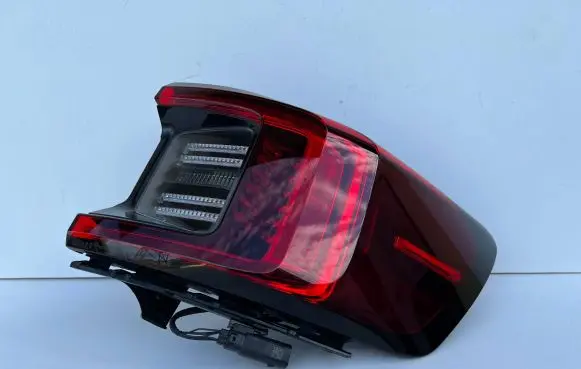 Polestar 2 Rear/tail lights P01419102 31108941
