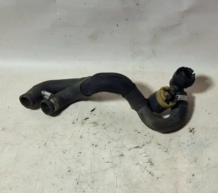 Opel Zafira B Engine coolant pipe/hose 422393376