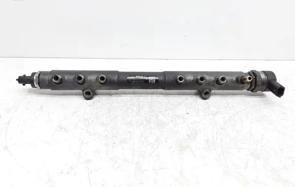 Volvo V50 Fuel main line pipe 30757146 30750409 0445215023