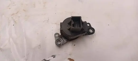 Mazda 3 I Interior temperature sensor K7570B32T