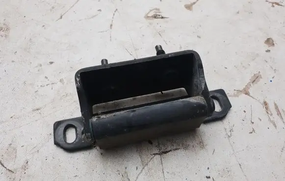Volvo XC90 Tailgate/trunk/boot hinge 9483797