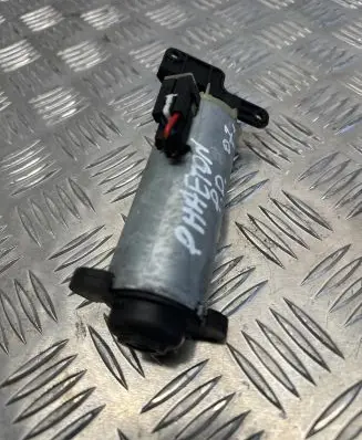 Volkswagen Phaeton Seat adjustment motor 0130002529 198391103 151104S