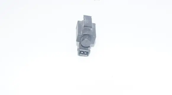 BMW 5 F10 F11 Turbo solenoid valve 1742712