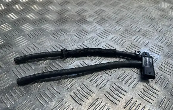 Volvo XC90 Exhaust gas pressure sensor 31370160 0281006329 170317F1408F