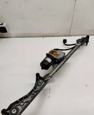 Mercedes-Benz C W203 Front wiper linkage A2038200342
