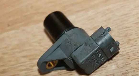 Mercedes-Benz C W203 Camshaft position sensor 0041536028
