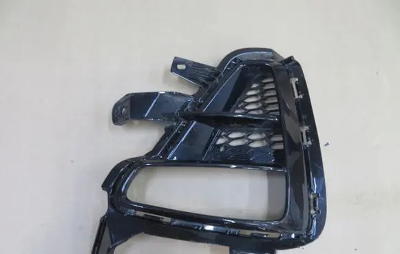 KIA Ceed Front bumper lower grill