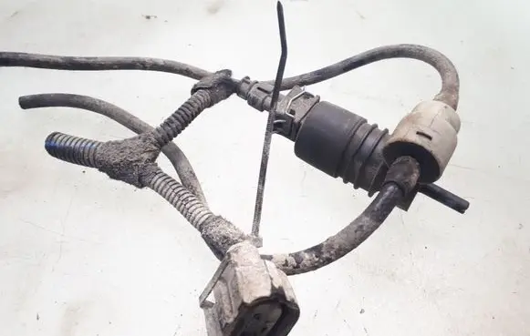 Opel Astra G Windscreen/windshield washer pump